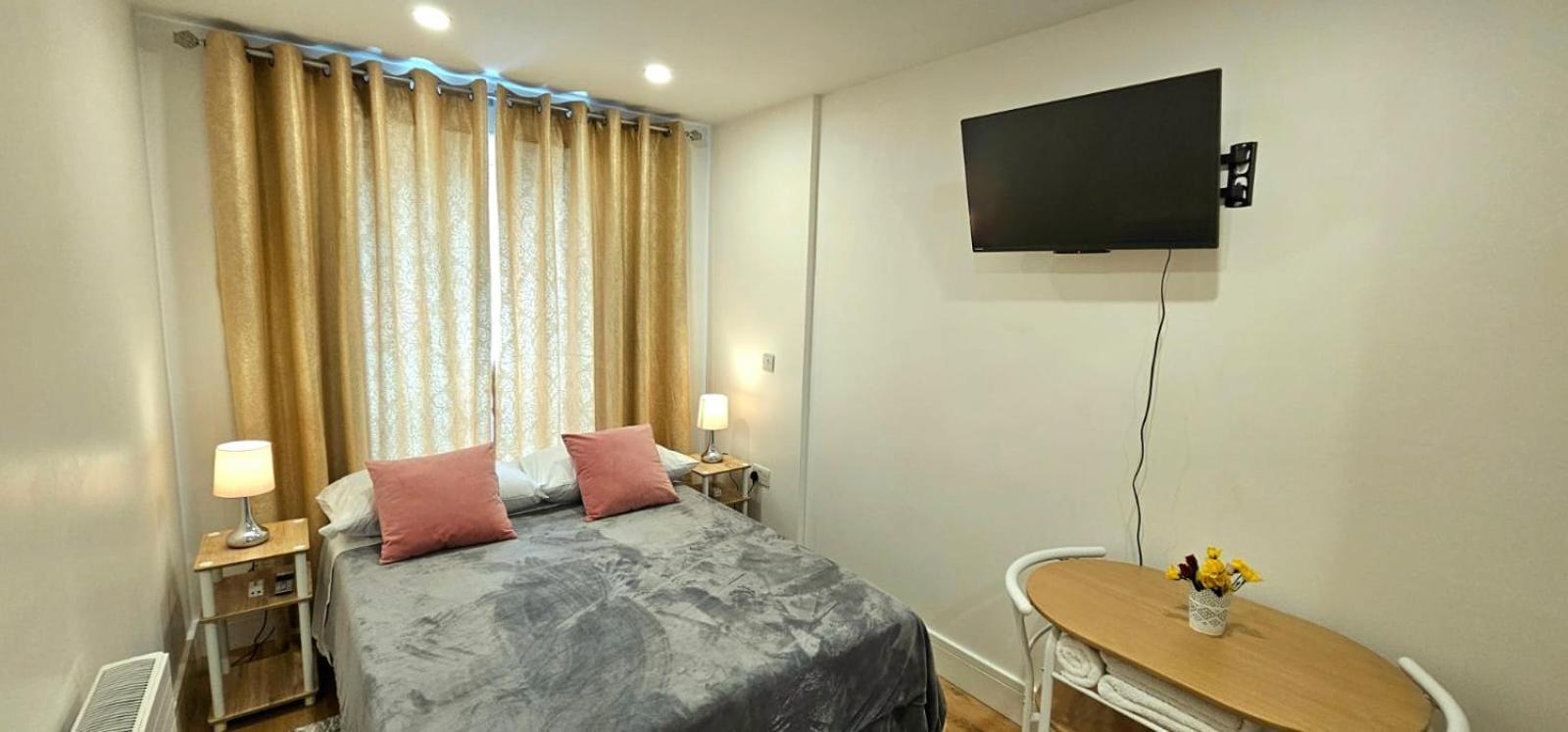 Claire Double Room ลอนดอน ภายนอก รูปภาพ